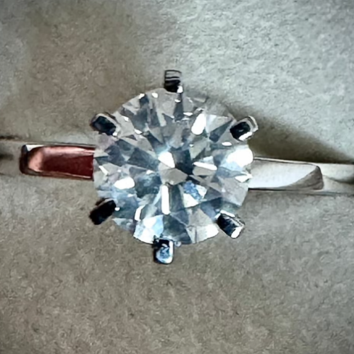 1.2crt HRD natuurlijke diamanten ring 18K