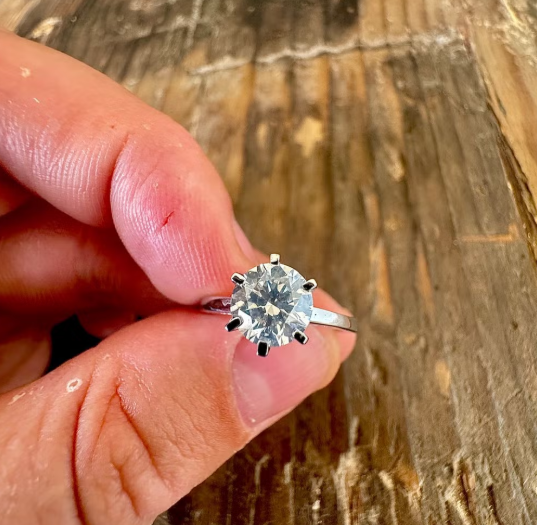 1.2crt HRD natuurlijke diamanten ring 18K