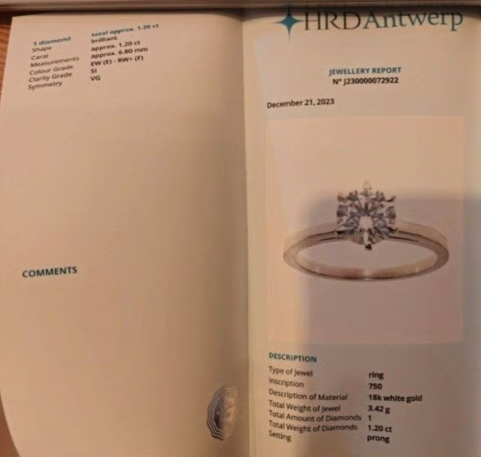 1.2crt HRD natuurlijke diamanten ring 18K
